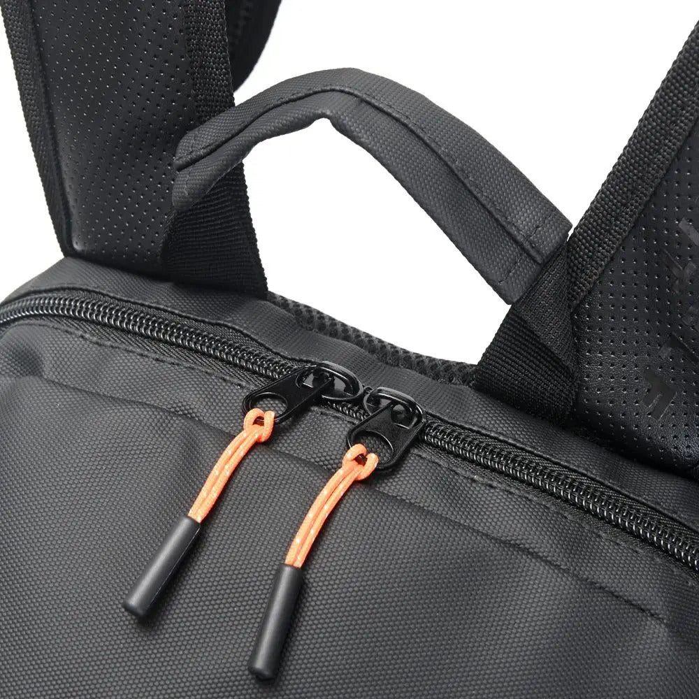 Mochila Wanderlust Paletero Padel con Zapatero y Portanotebook Impermeable Negra