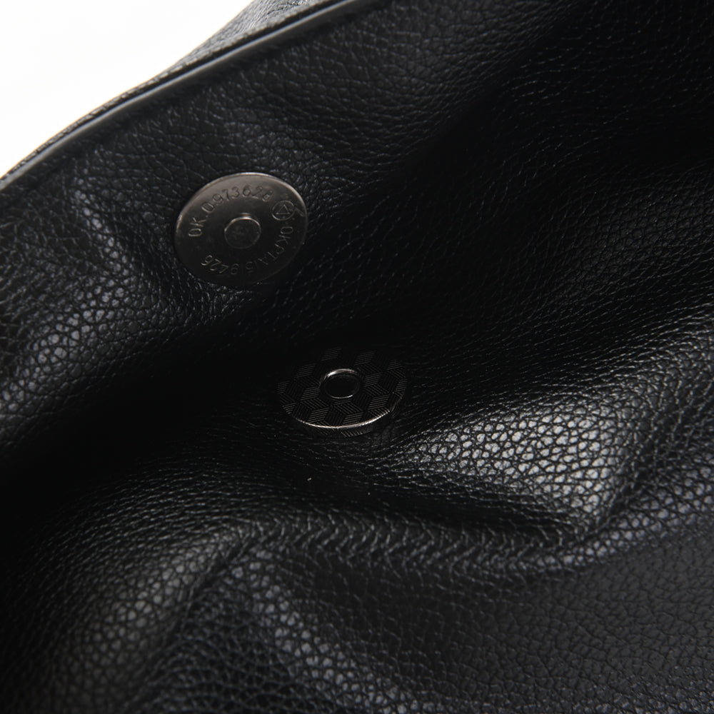 Cartera Skora Alvear Ecocuero Negra 23 x 25 x 12 cm