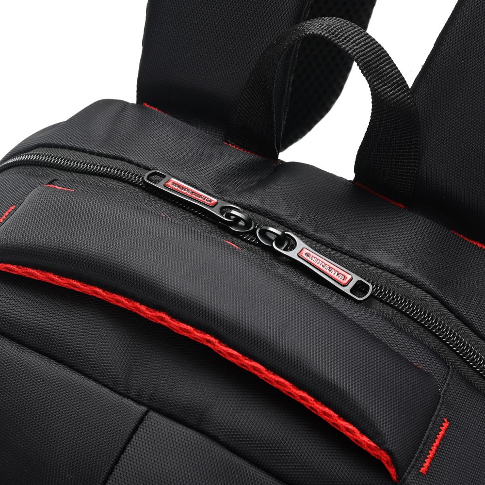 Mochila Portanotebook Wanderlust Urban Red de 18.5 Pulgadas Negra